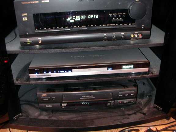 avr300_dvd31_jvc.jpg